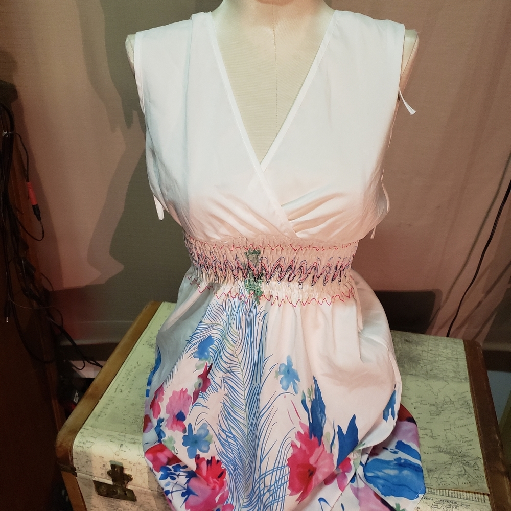 Ladies med summer dress